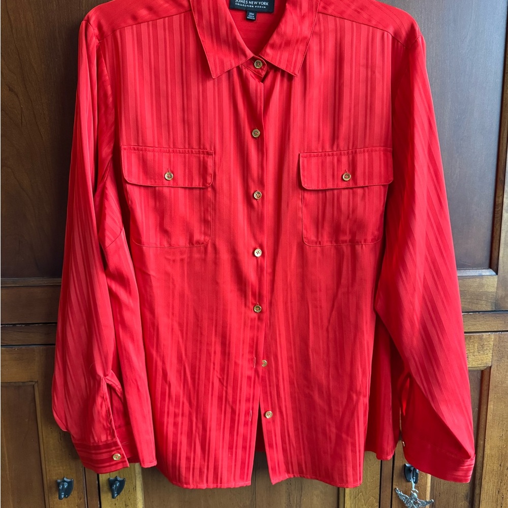 Jones NY Red Button-Up blouse with Gold buttons & pockets